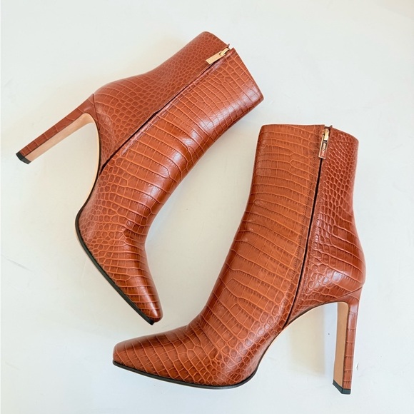 Jimmy Choo Brown Croc Embossed Leather Minori Ankle Length JC logo Boots EU 42 - Picture 3 of 12